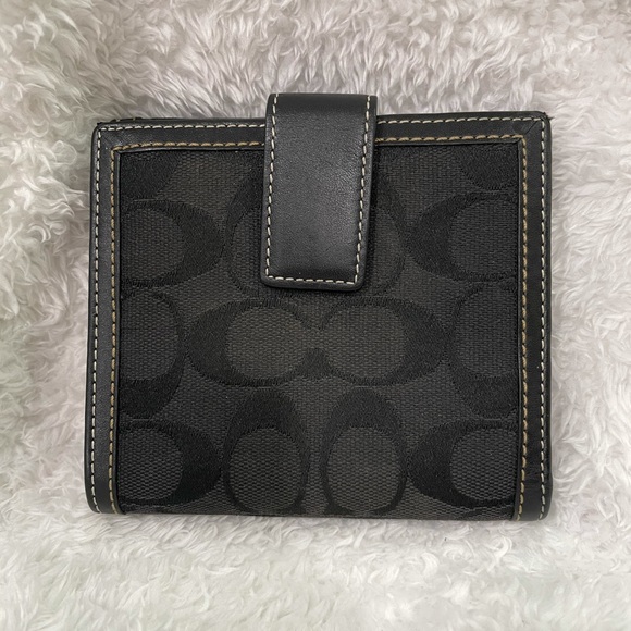 Coach: Signature Wallet Billfold w/ Snap Flap - Picture 2 of 11